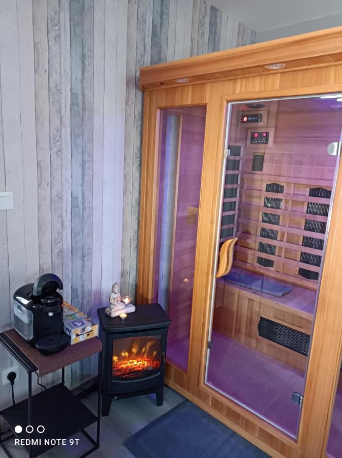 Monts Et Reves Bed and Breakfast Ramonchamp Exteriör bild