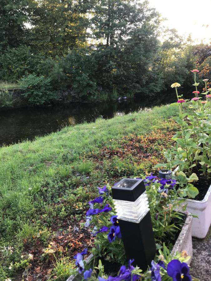 Monts Et Reves Bed and Breakfast Ramonchamp Exteriör bild