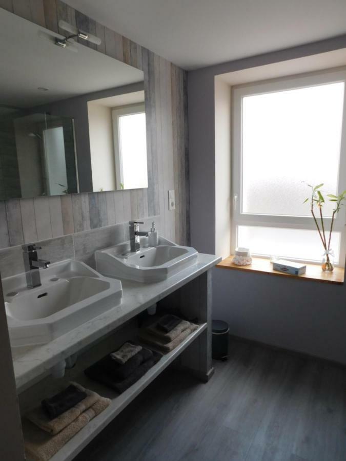Monts Et Reves Bed and Breakfast Ramonchamp Exteriör bild