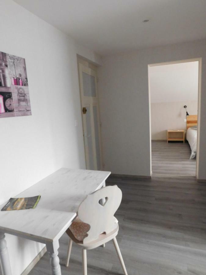 Monts Et Reves Bed and Breakfast Ramonchamp Exteriör bild